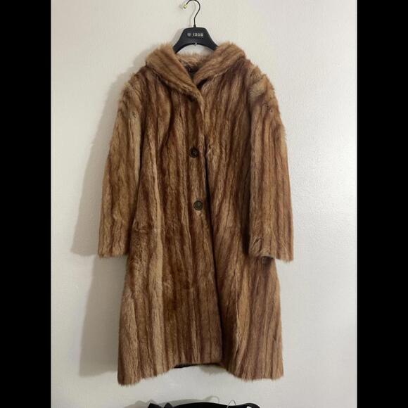 Vintage Fur Coat - Large - Picture 4 of 9